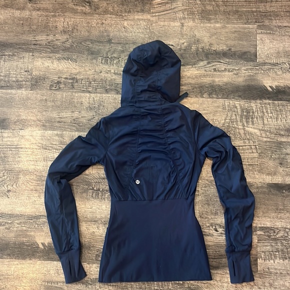 Lululemon studio dance jacket navy blue reversible - Picture 2 of 5